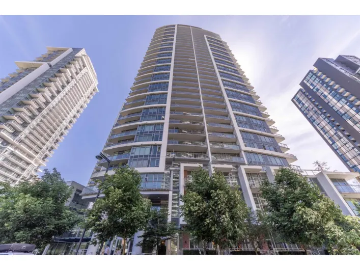 Apartment for sale: 3303 13308 CENTRAL AVENUE, Surrey