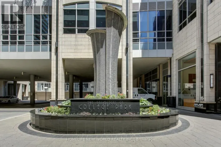 3305 - 761 BAY STREET, Toronto
