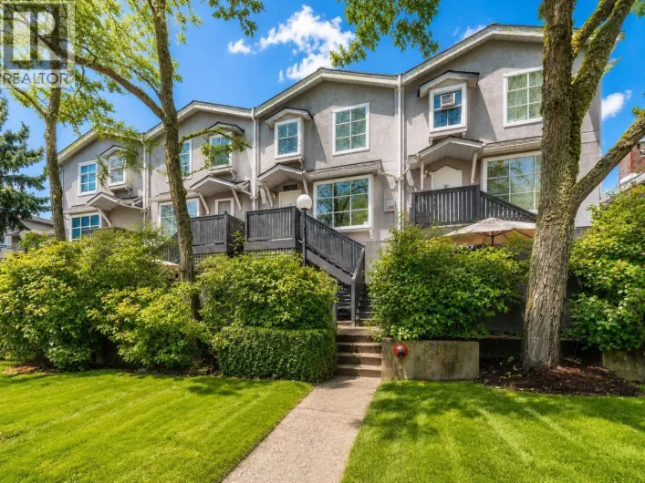 3305 CLIVE AVENUE, Vancouver