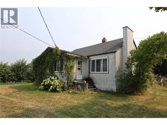 3305 Erickson Road, Erickson