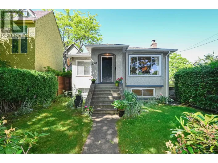 3305 W 6TH AVENUE, Vancouver