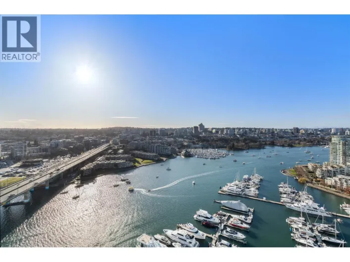 3307 1033 MARINASIDE CRESCENT, Vancouver