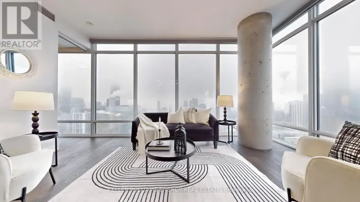 3307 - 488 UNIVERSITY AVENUE, Toronto