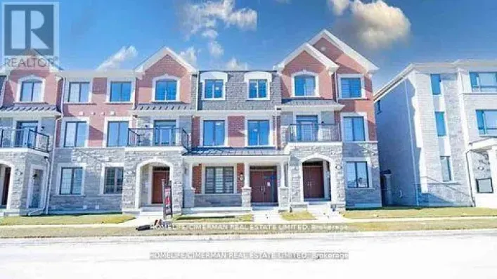 3308 THUNDERBIRD PROMENADE, Pickering