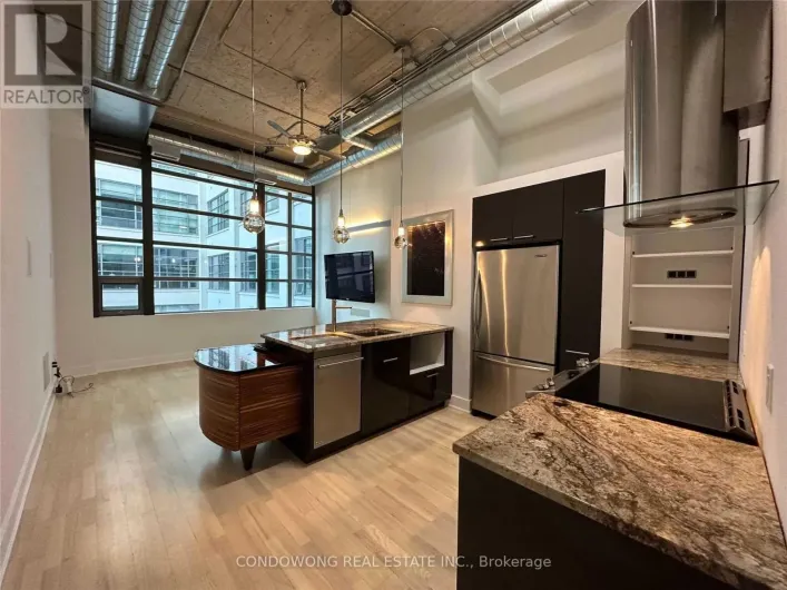 331 - 637 LAKE SHORE BOULEVARD W, Toronto