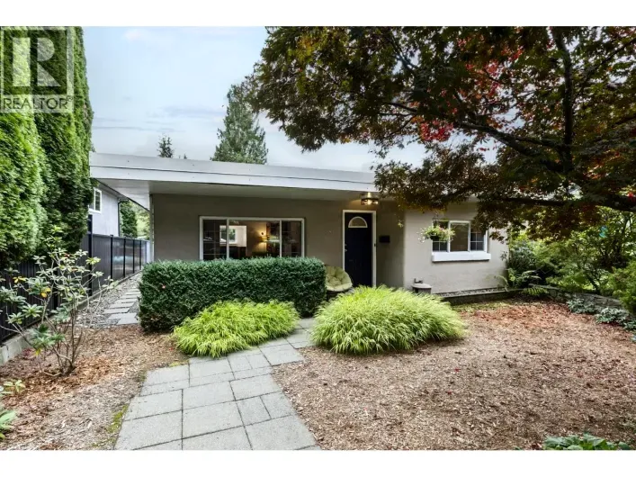 331 E 24TH STREET, North Vancouver