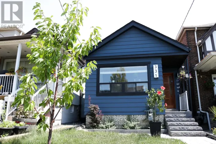 331 MCROBERTS AVENUE N, Toronto