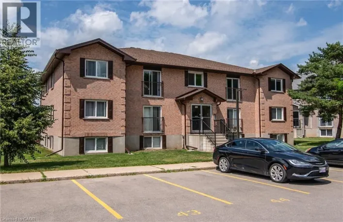 331 NORTHLAKE Drive Unit# 10, Waterloo