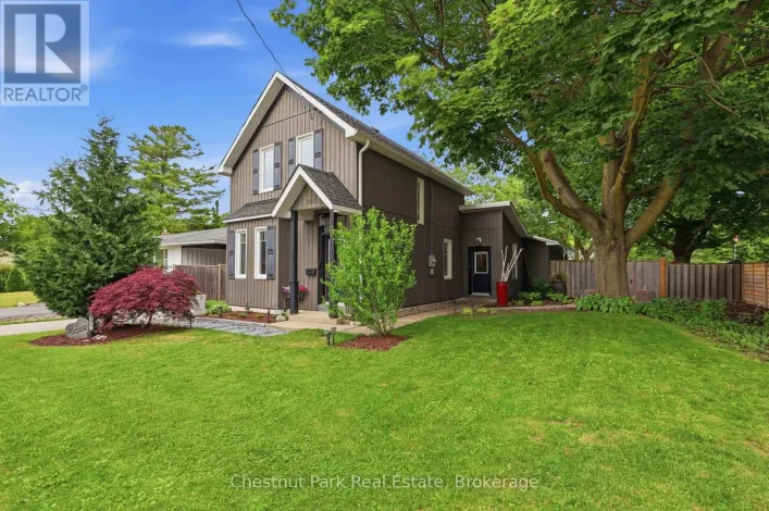 331 OAK STREET, Collingwood