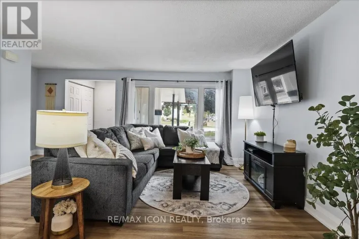 331 PRESTON PARKWAY, Cambridge