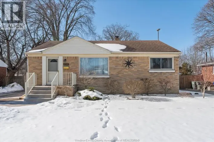 3311 DOMINION, Windsor