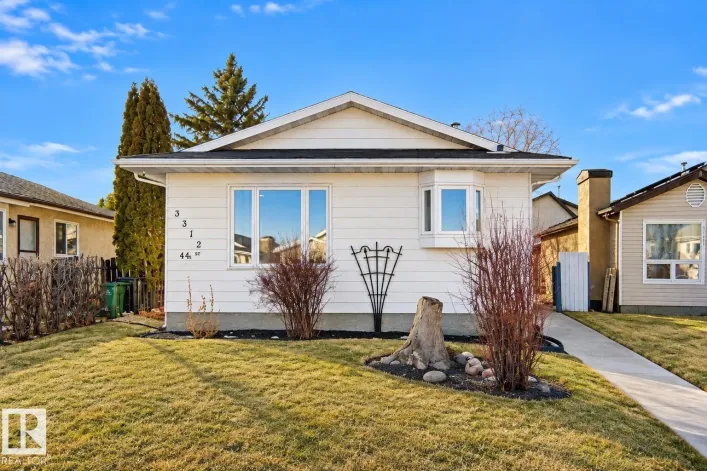 House for sale: 3312 44A ST NW, Edmonton
