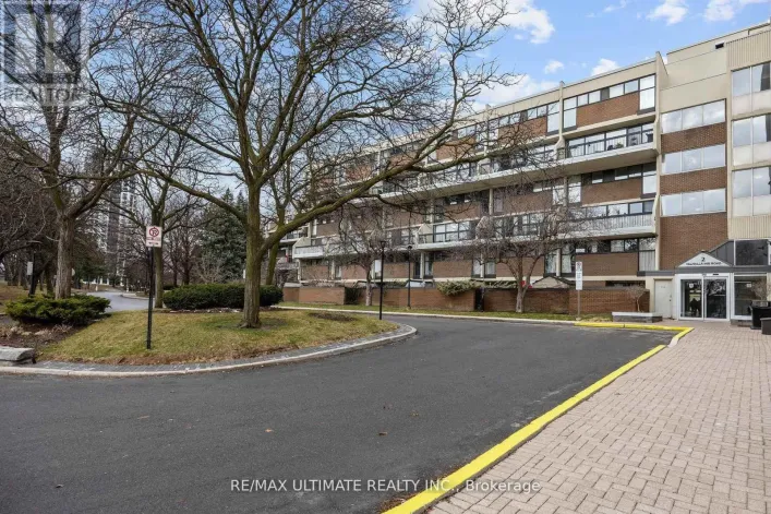 332 - 2 VALHALLA INN ROAD, Toronto