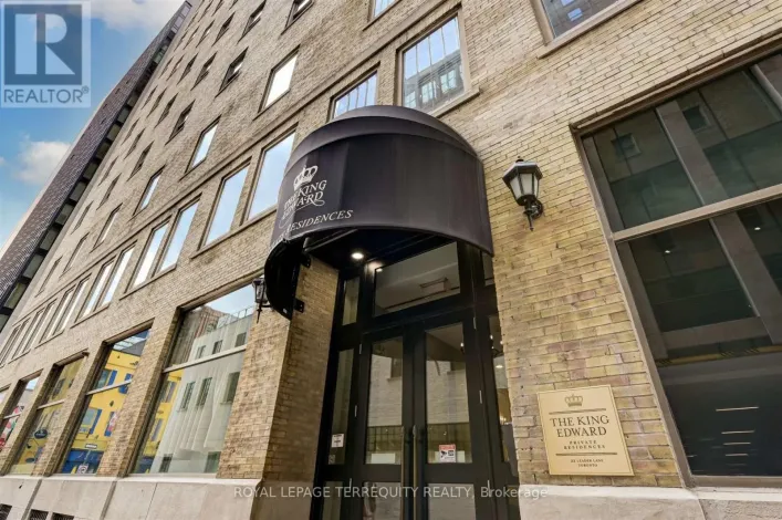 332 - 22 LEADER LANE, Toronto