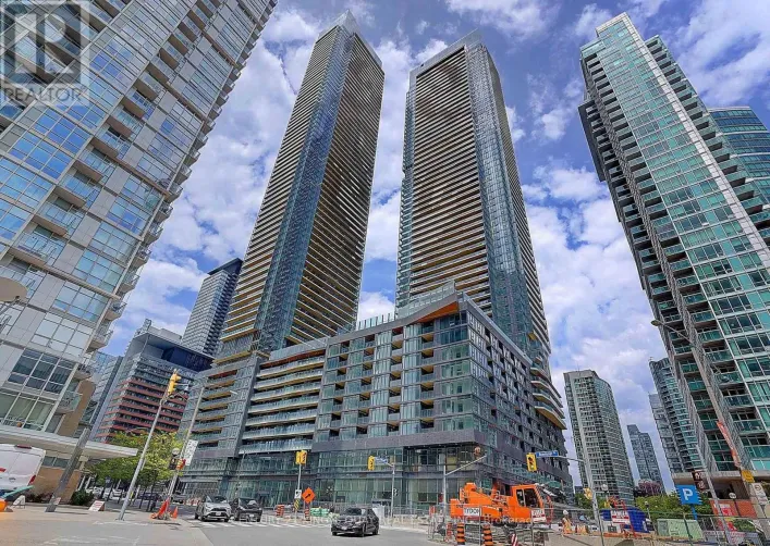 332 - 3 CONCORD CITYPLACE WAY, Toronto