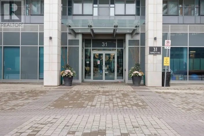 332 - 31 TIPPETT ROAD, Toronto