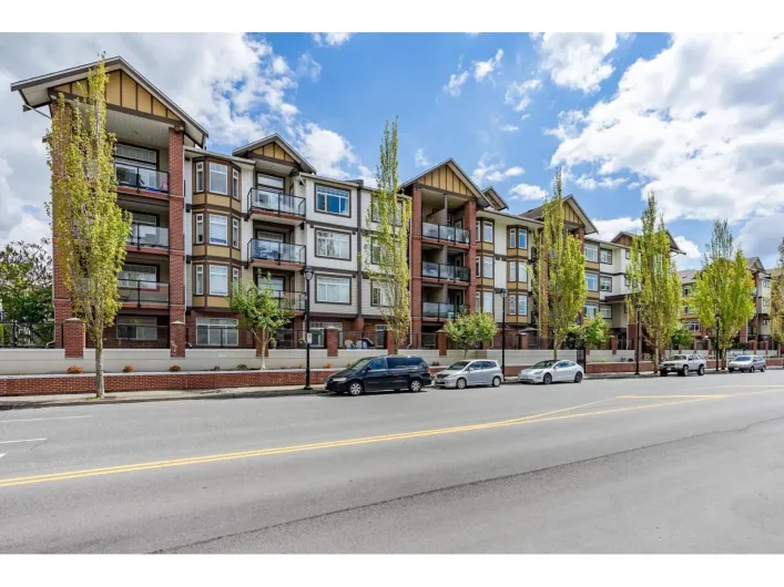 332 5660 201A STREET, Langley