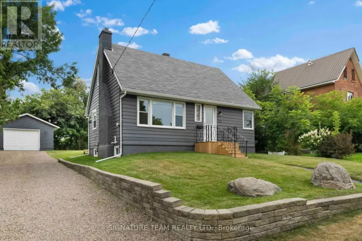 332 ALFRED STREET, Pembroke