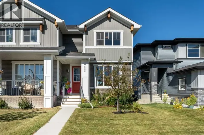 332 Lawthorn Way SE, Airdrie
