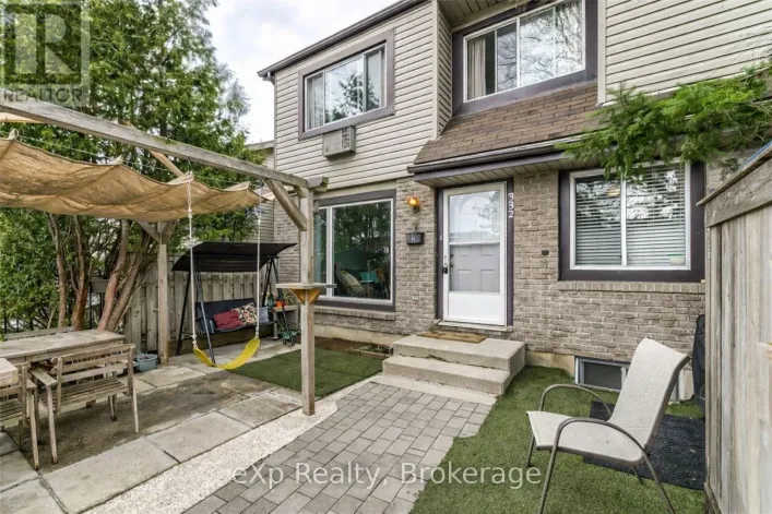 332 SCOTTSDALE DRIVE, Guelph