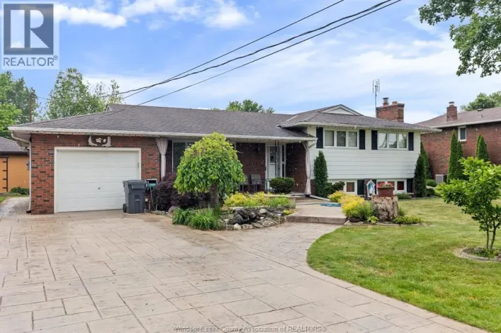 3325 BASELINE ROAD, Windsor