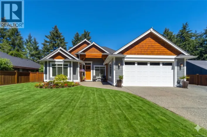 3329 Dolphin Dr, Nanoose Bay