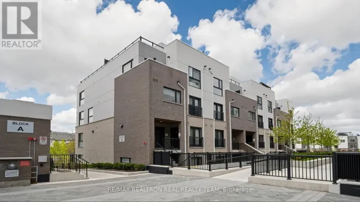 333 - 349 WHEAT BOOM DRIVE, Oakville