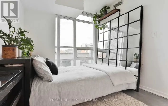 333 - 68 ABELL STREET, Toronto