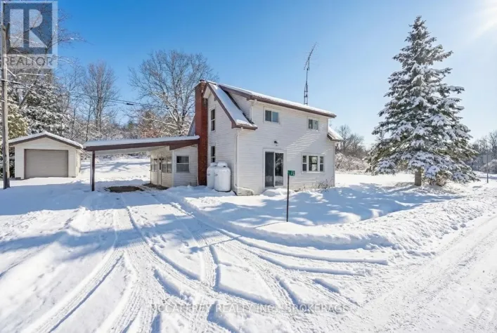 333 BURRIDGE ROAD, Frontenac