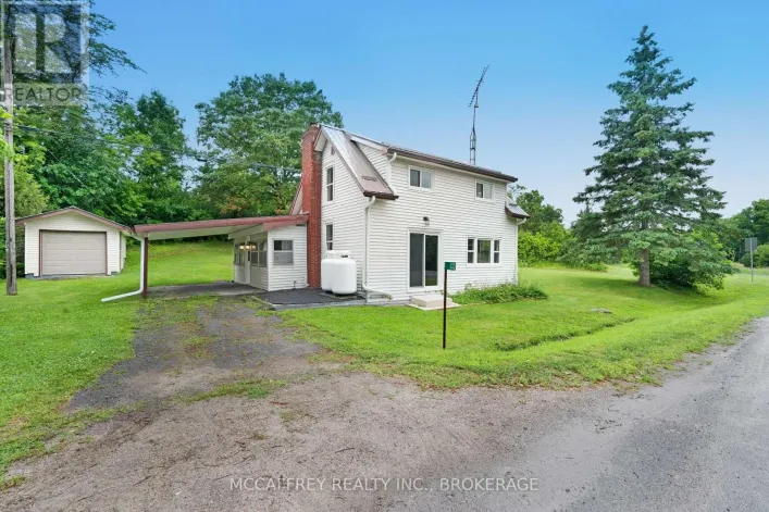 333 BURRIDGE ROAD, Frontenac