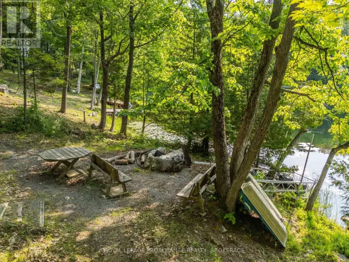 333 STEVE BABCOCK LANE, Frontenac