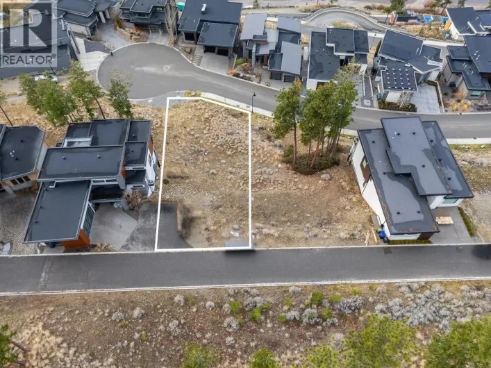 3332 Black Pine Lane, Kelowna