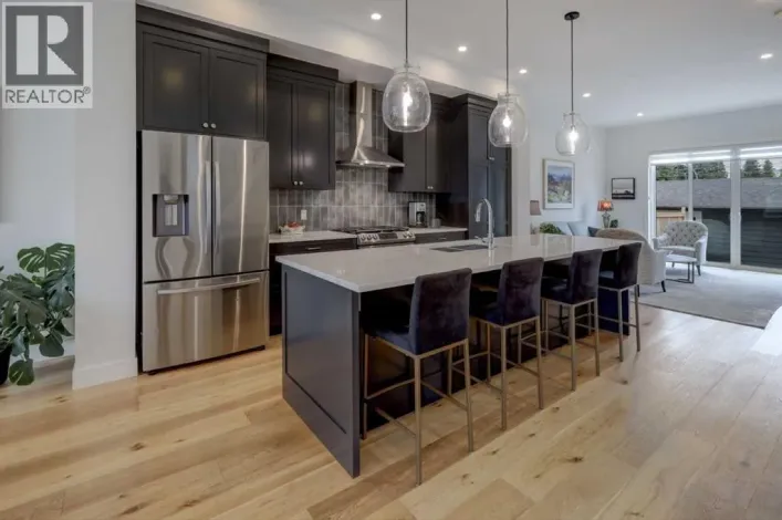 3337 41 Street SW, Calgary