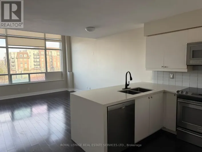 334 - 200 MANITOBA STREET, Toronto