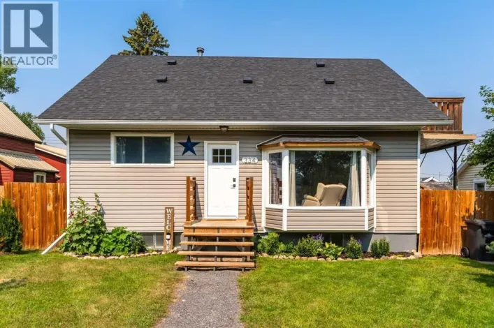 334 4 Avenue SE, High River