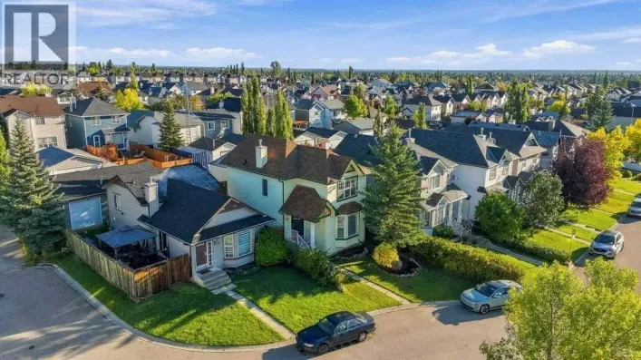 334 Bridlewood Court SW, Calgary