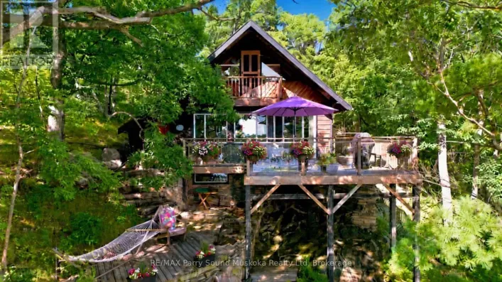 334 HEALEY LAKE, The Archipelago