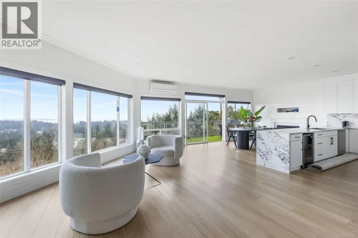 3346 Ravenwood Rd, Colwood