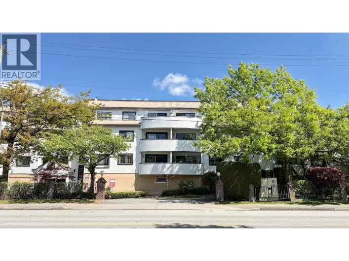 335 7480 ST. ALBANS ROAD, Richmond