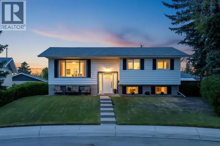 335 Huntbourne Hill NE, Calgary