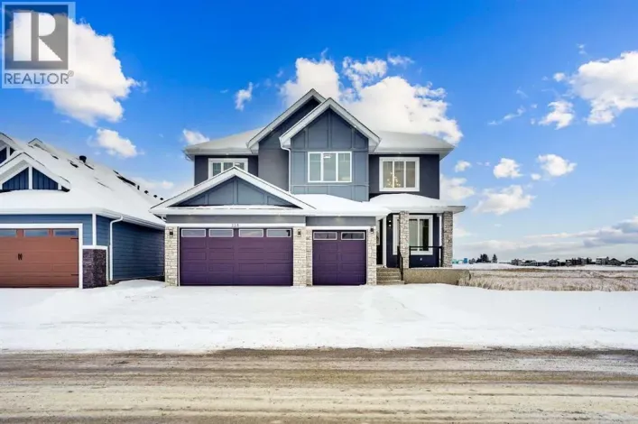335 Muirfield Crescent, Lyalta