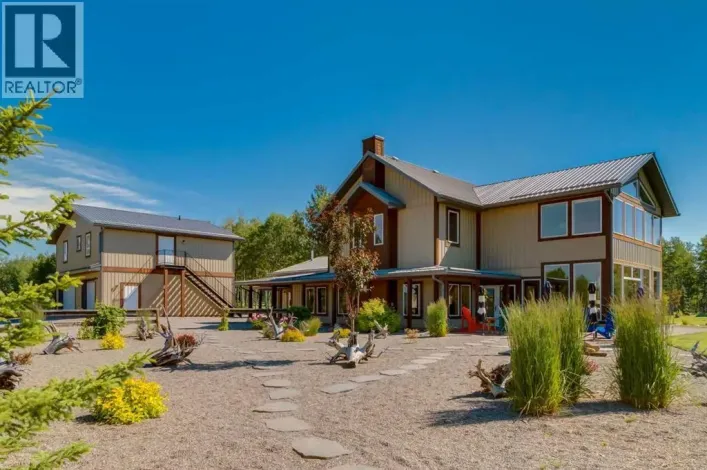 33515 Highway 584, Rural Mountain View County