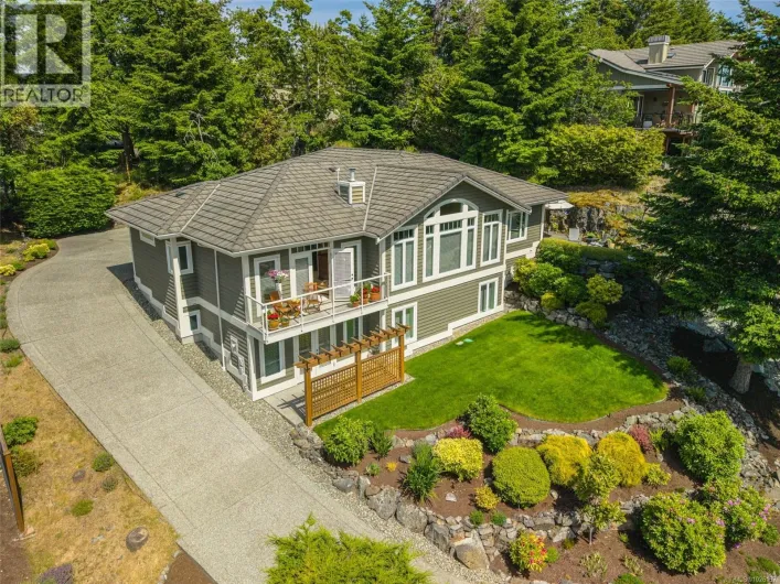 3355 Rockhampton Rd, Nanoose Bay