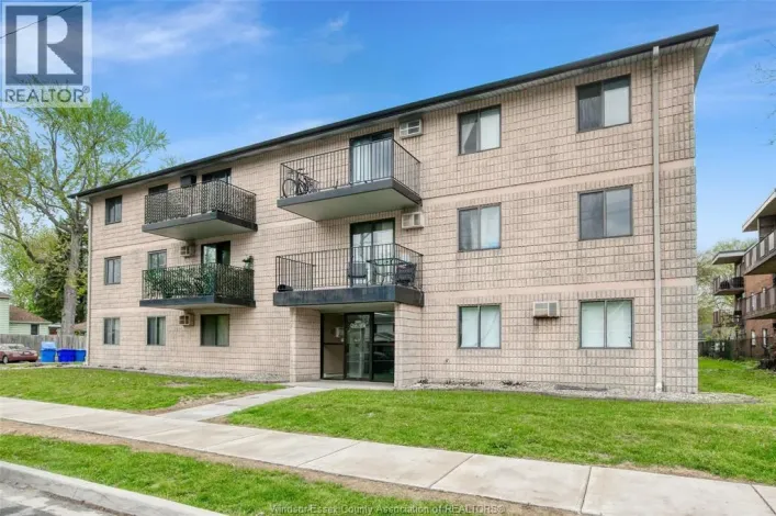 3355 SANDWICH Unit# 102, Windsor
