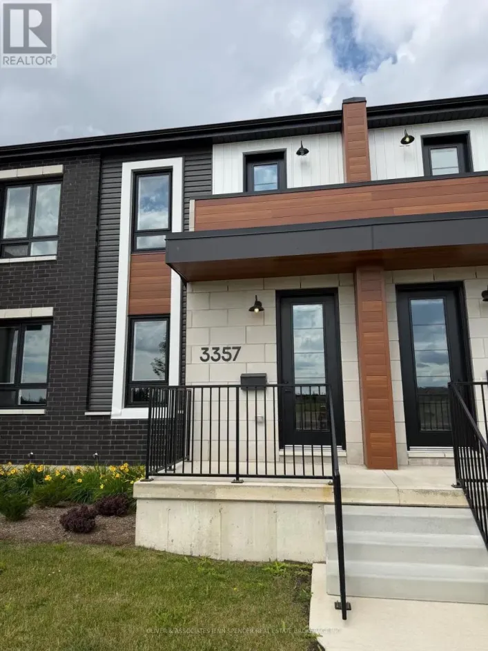 3357 MORGAN AVENUE, London South