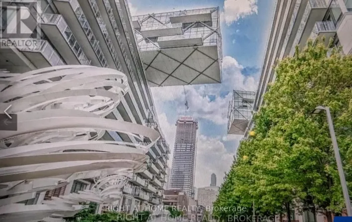 336 - 39 QUEENS QUAY E, Toronto