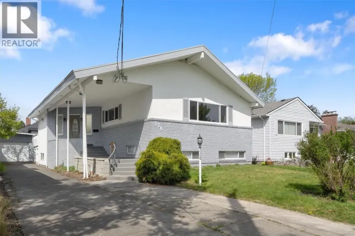 336 Stannard Ave, Victoria