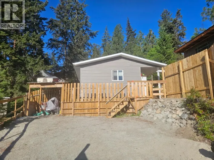 3366 McIver Road, West Kelowna