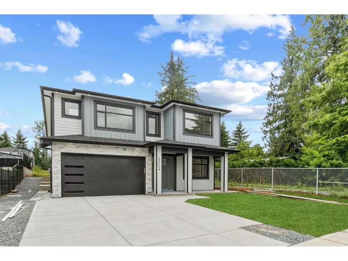 33664 DEWDNEY TRUNK ROAD, Mission