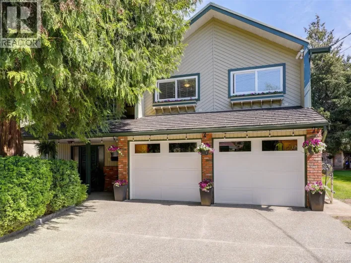 3369 St. Troy Pl, Colwood